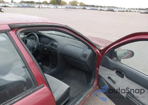 1995 Geo Prizm Lsi from USA, damaged, VIN 1Y1SK5265SZ031319